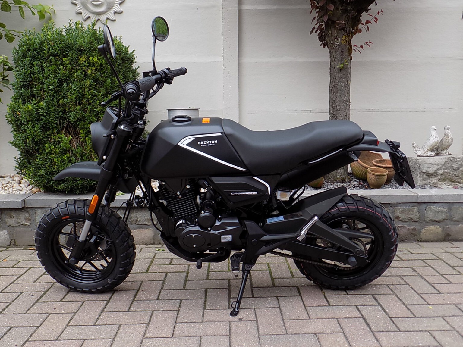 Brixton crossfire 125 xs (VERKOCHT)!!! Bike Service Boelen Brixton crossfire 125 xs (VERKOCHT)!!! Bike Service Boelen