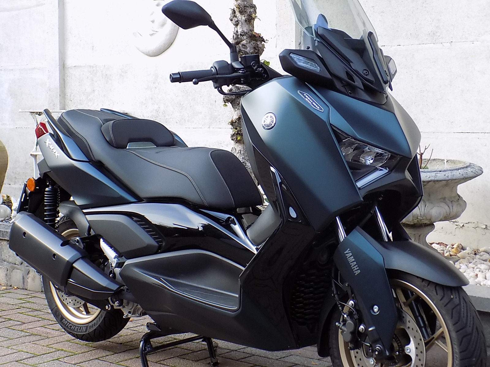 Lees meer over het artikel Yamaha X-max Tech max 300