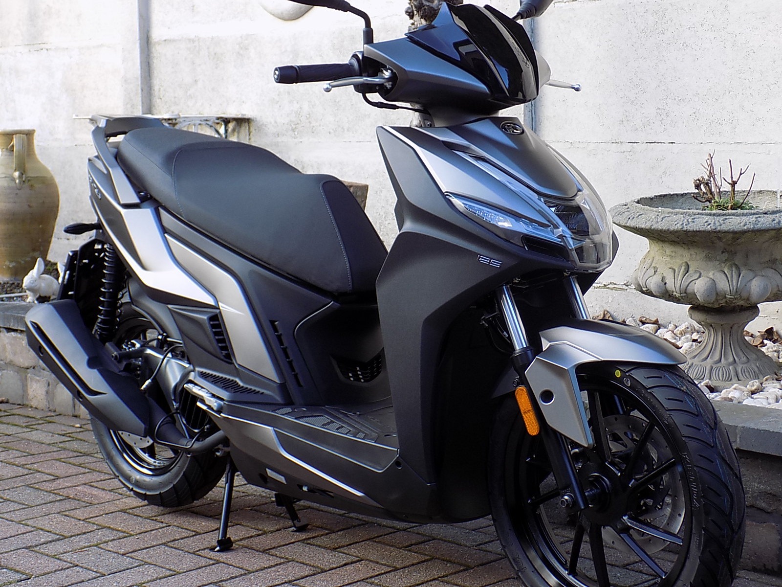 Lees meer over het artikel Nieuw model 2026! Kymco 125cc scooter salon korting