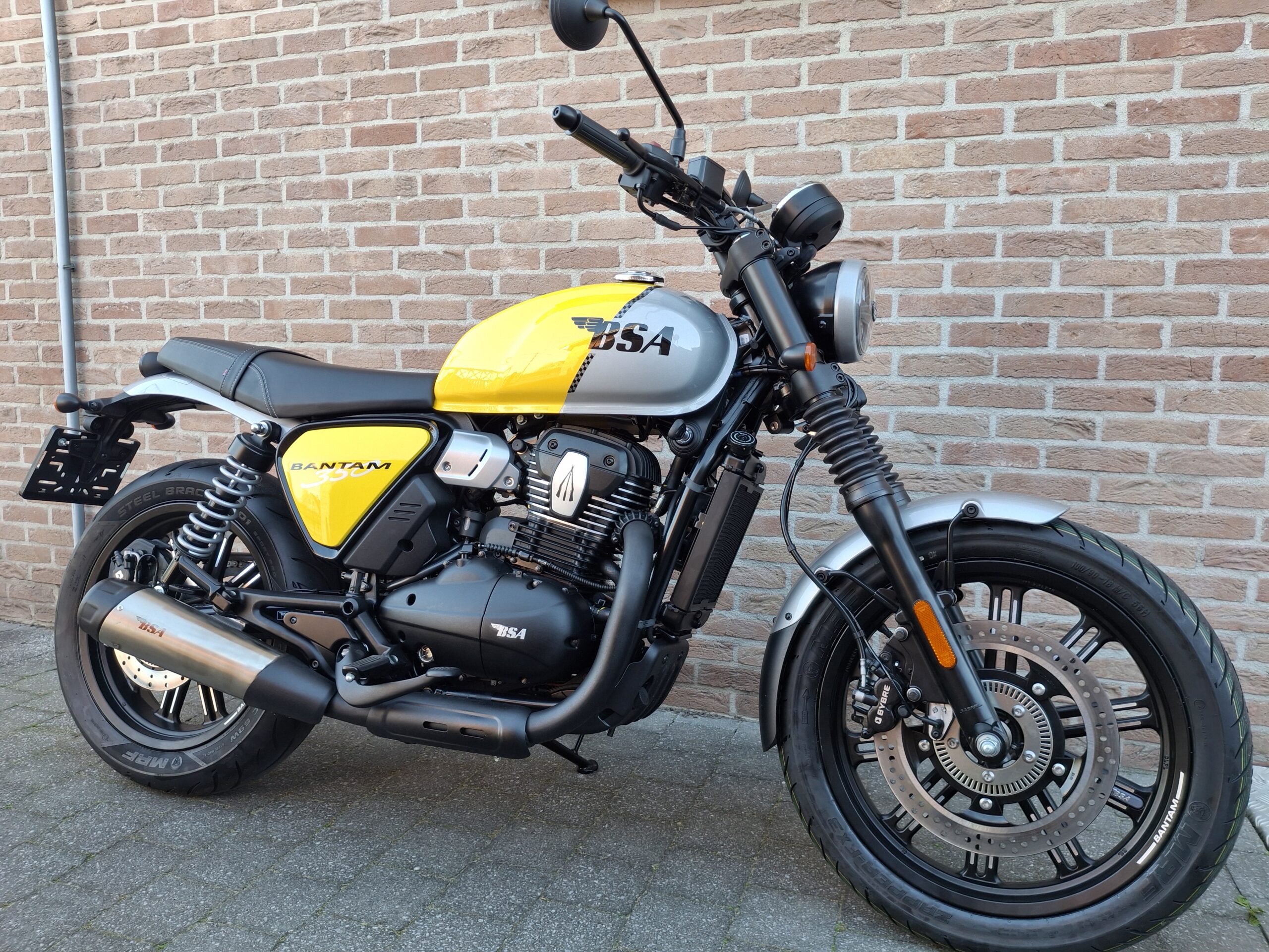 Lees meer over het artikel bsa Bantam 350 eindelijk leverbaar!