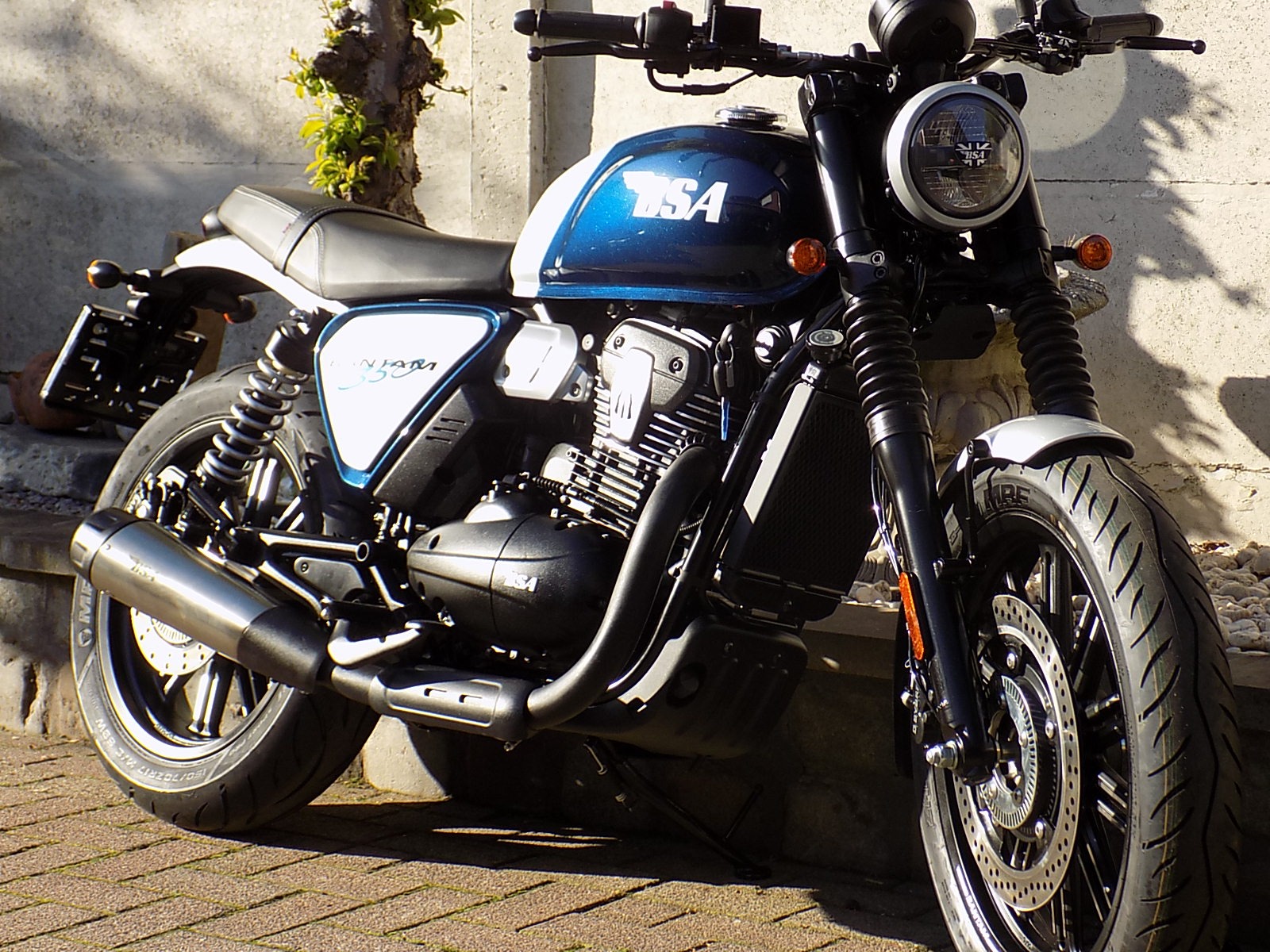 Lees meer over het artikel Bsa Bantam 350