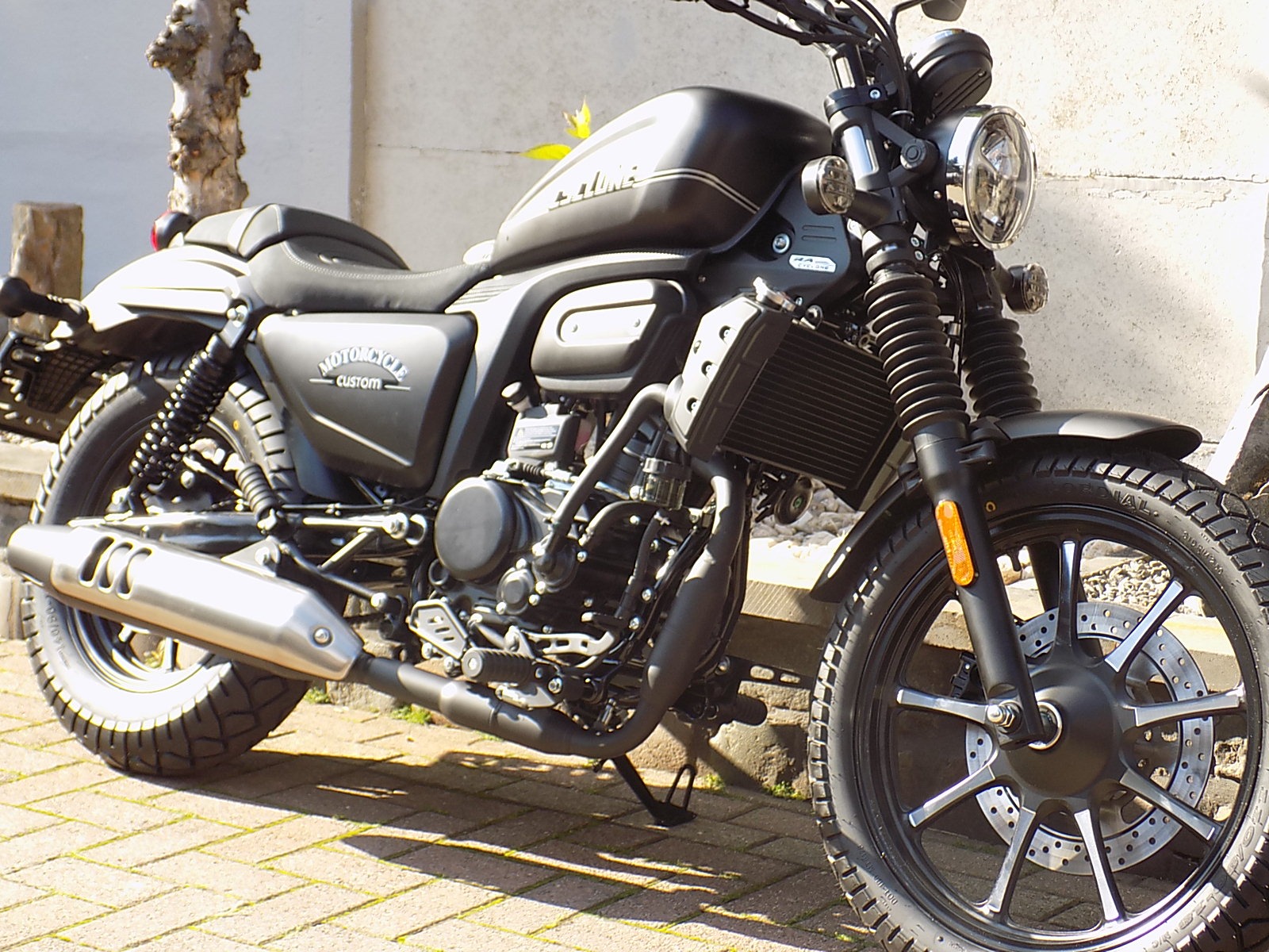 Lees meer over het artikel Cyclone RA 125cc 15PK ABS chopper cruiser 