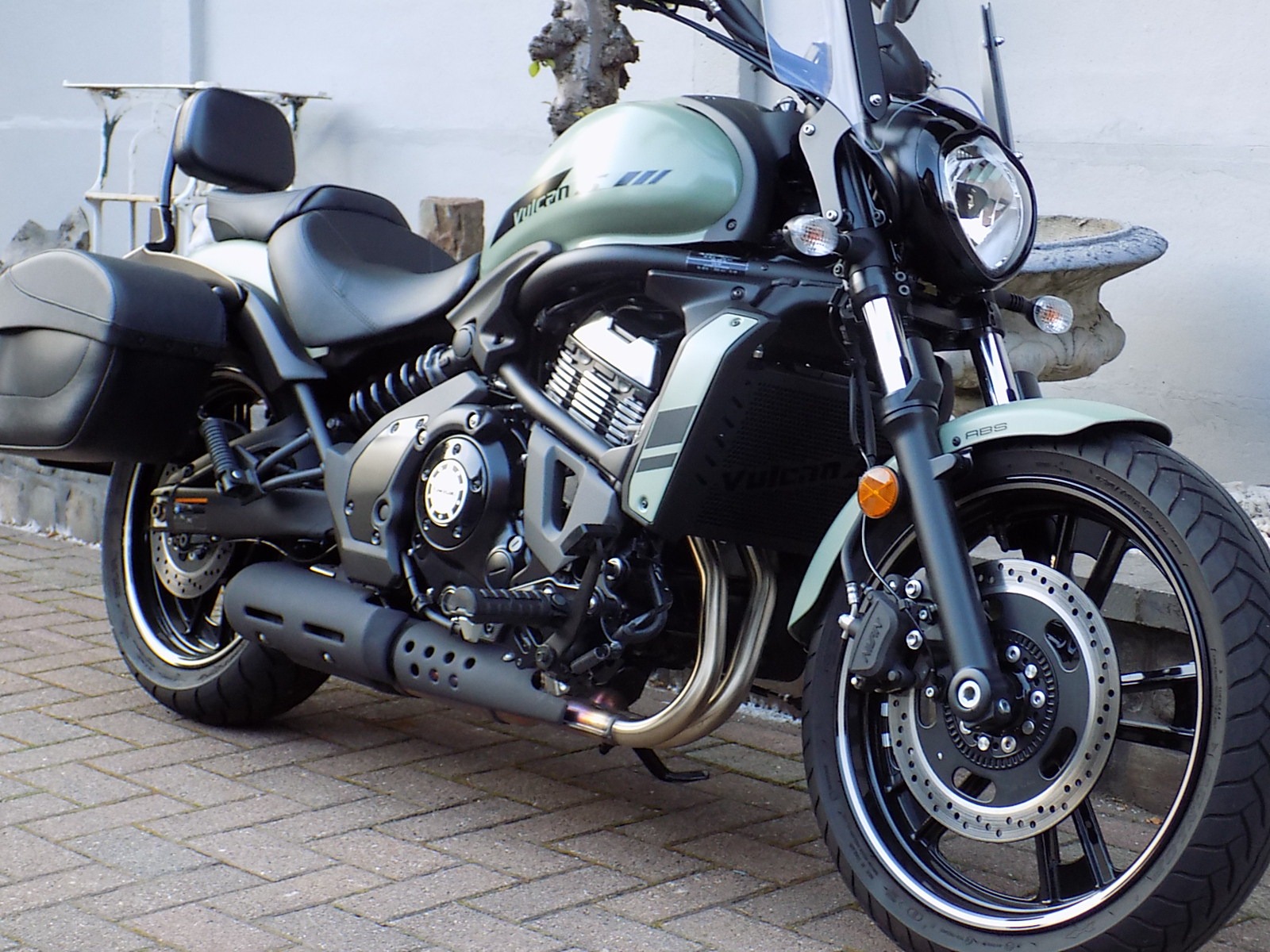 Lees meer over het artikel Kawasaki Vulcan s 650 als nieuw 